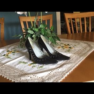 Black 4” cutout Heels